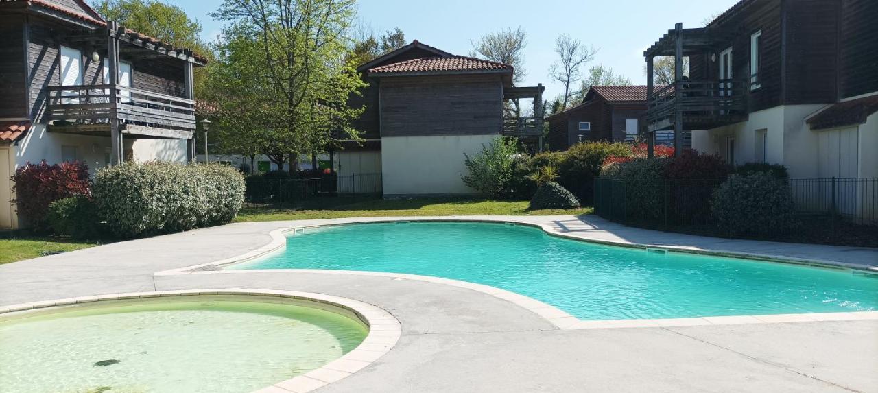 Les Terrasses Du Lac Piscine Et Vue Lac A4 Aureilhan  Экстерьер фото
